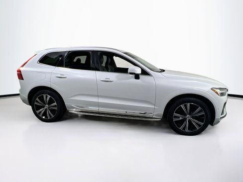 Used 2022 Volvo XC60 B5 Inscription w/ Advanced Package image 4