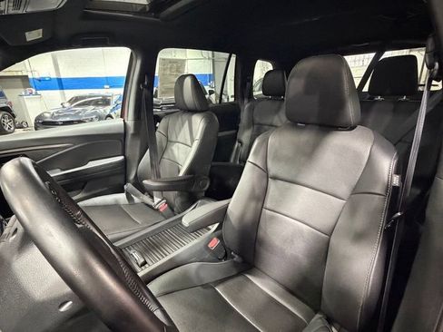 Used 2023 Honda Passport EX-L image 7