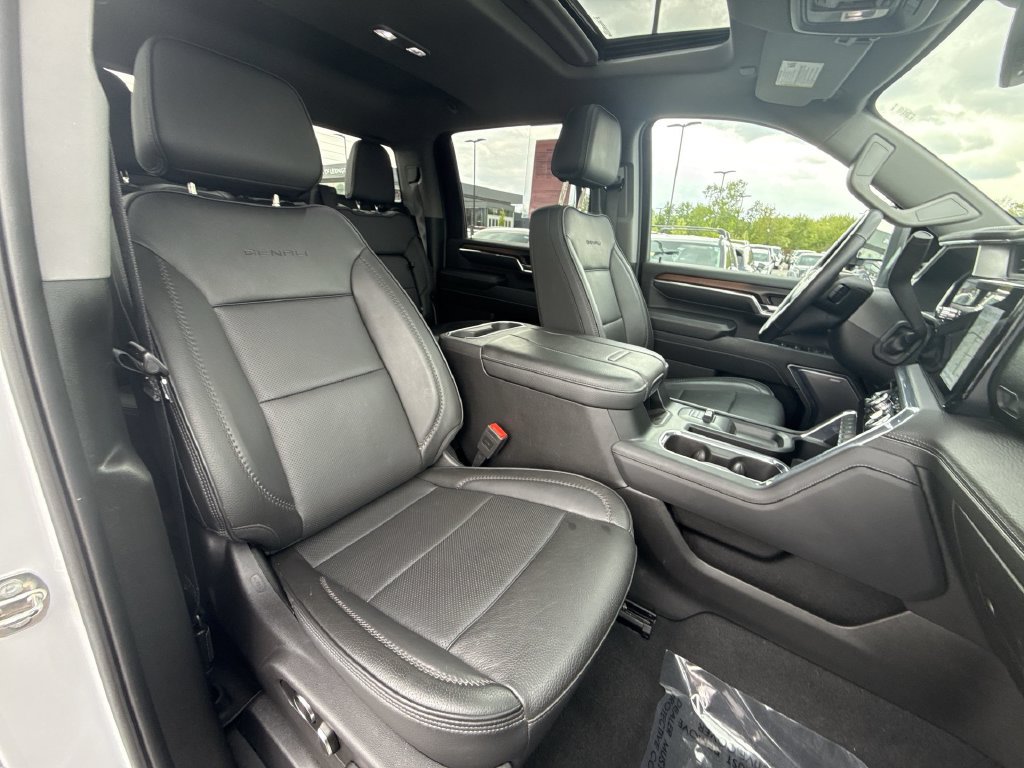 Used 2024 GMC Sierra 2500 Denali w/ Technology Package AWD/4WD image 24
