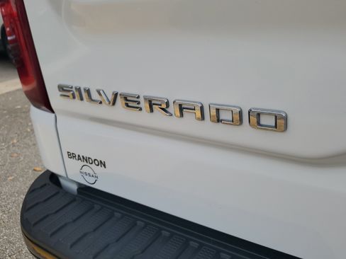 Used 2024 Chevrolet Silverado 1500 LT Trail Boss w/ Convenience Package II image 8