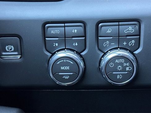 New 2026 GMC Sierra 2500 Denali w/ Denali Reserve Package image 30