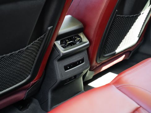 Certified 2025 Audi S6 e-tron Prestige w/ 21" Black Optic Package image 31