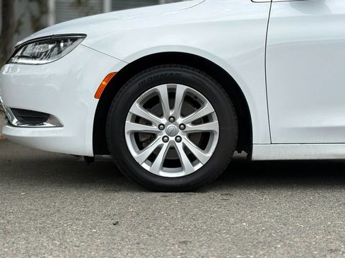 Used 2016 Chrysler 200 Limited w/ Convenience Group FWD image 25