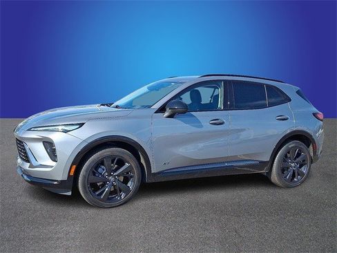 Certified 2025 Buick Envision Sport Touring image 5