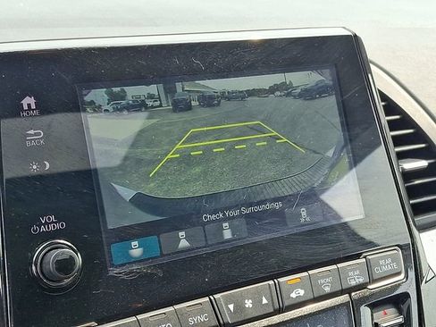 Used 2022 Honda Odyssey Elite image 17