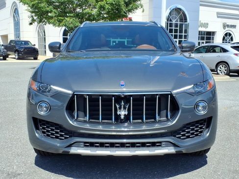 Used 2018 Maserati Levante S GranLusso AWD/4WD image 13