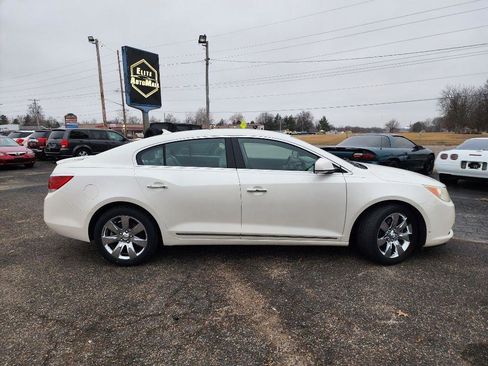 Used 2011 Buick LaCrosse CXL image 4