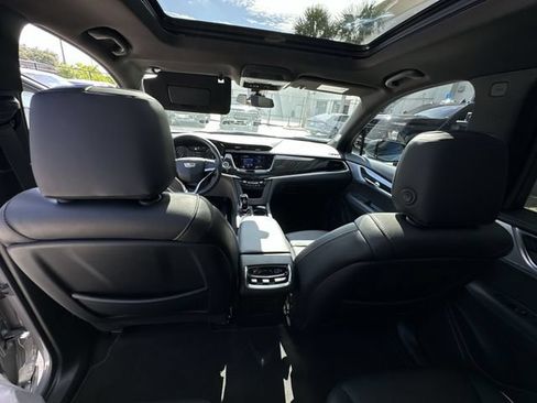 Certified 2024 Cadillac XT6 Premium Luxury FWD image 32