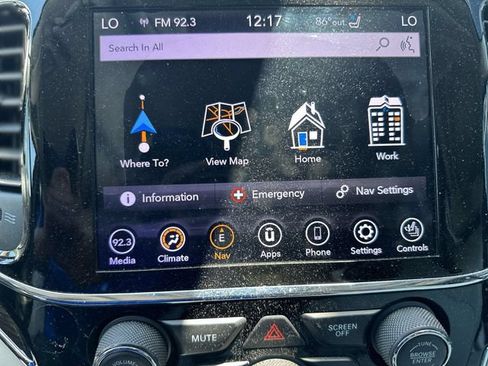 Used 2020 Jeep Grand Cherokee Summit AWD/4WD image 19