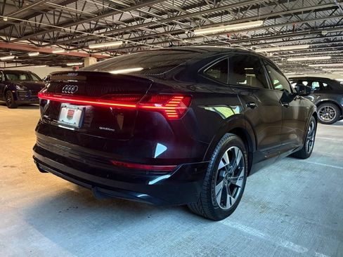 Used 2022 Audi e-tron Premium AWD/4WD image 8