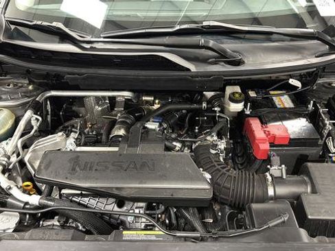 Used 2024 Nissan Rogue SV AWD/4WD image 25