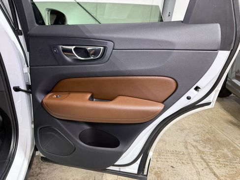 Used 2019 Volvo XC60 T5 Inscription w/ Protection Package Premier image 30