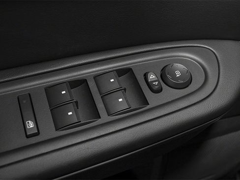 Used 2013 Chevrolet Traverse LS image 21