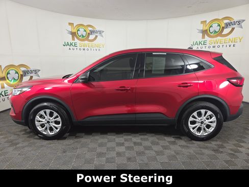 Used 2025 Ford Escape Active AWD/4WD image 5