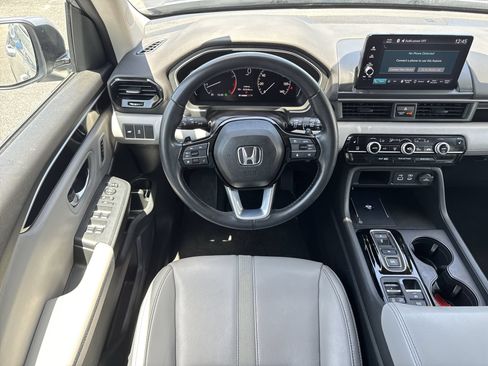 Used 2023 Honda Pilot EX-L image 17