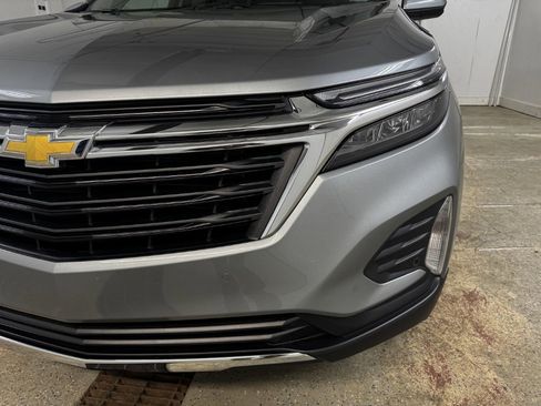 Used 2024 Chevrolet Equinox LT AWD/4WD image 4