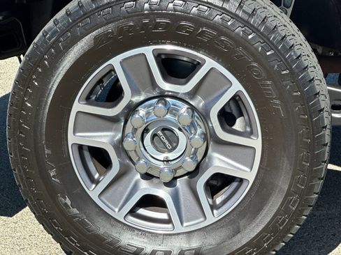 Used 2024 Ford F250 Lariat w/ Lariat Ultimate Package image 35