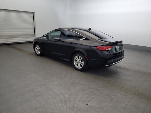 Used 2017 Chrysler 200 Limited Platinum FWD image 3
