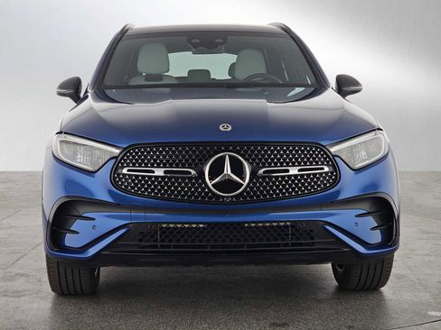 Used 2026 Mercedes-Benz GLC 300 4MATIC image 8