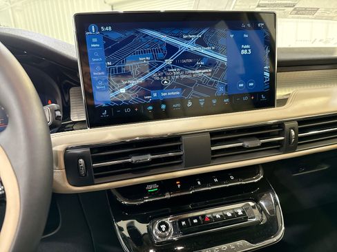 New 2026 Lincoln Corsair Premiere image 19