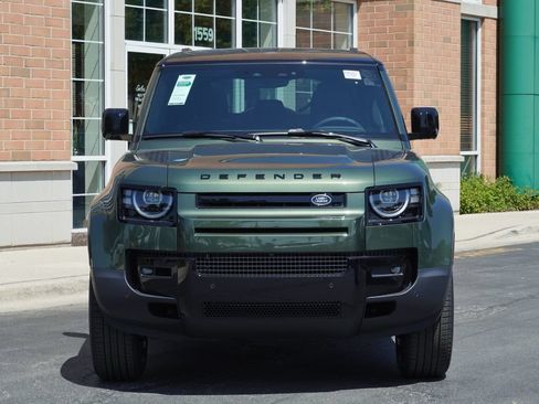 Used 2026 Land Rover Defender 110 S AWD/4WD image 4