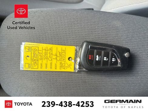 Used 2021 Toyota Corolla LE image 21