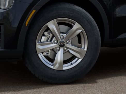 New 2026 Kia Sorento LX FWD image 9
