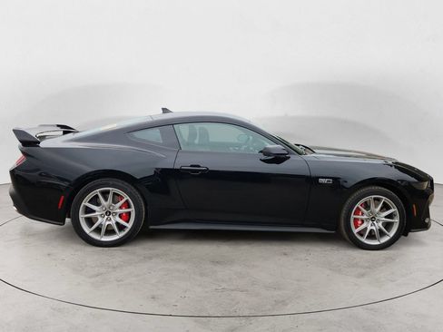 Used 2026 Ford Mustang GT Premium RWD image 4