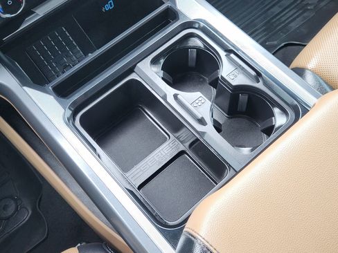 Used 2024 Ford F350 Lariat AWD/4WD image 22