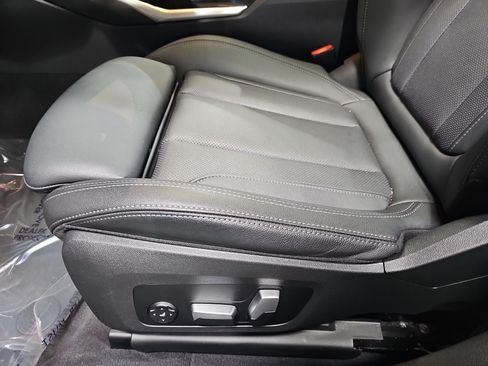 Used 2024 BMW i4 eDrive35 w/ Premium Package RWD image 29