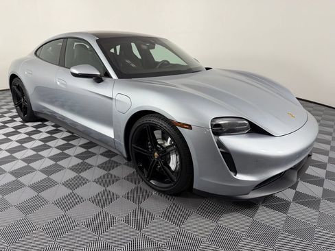 Certified 2022 Porsche Taycan RWD image 12