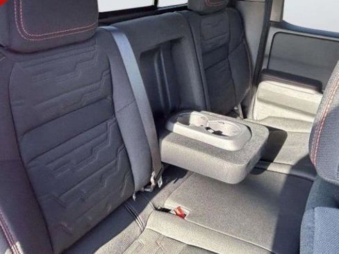 Used 2024 Nissan Frontier PRO-4X w/ Off-Road Protection Package image 5