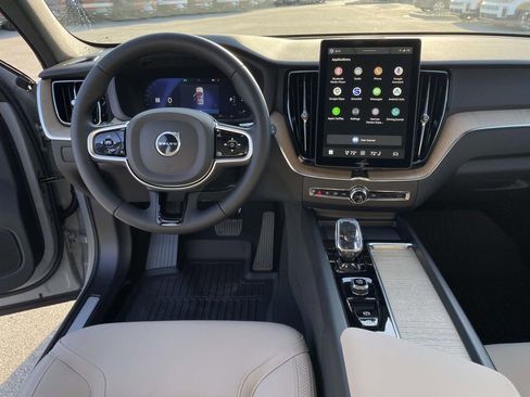 New 2026 Volvo XC60 B5 Plus w/ Protection Package Premier AWD/4WD image 4
