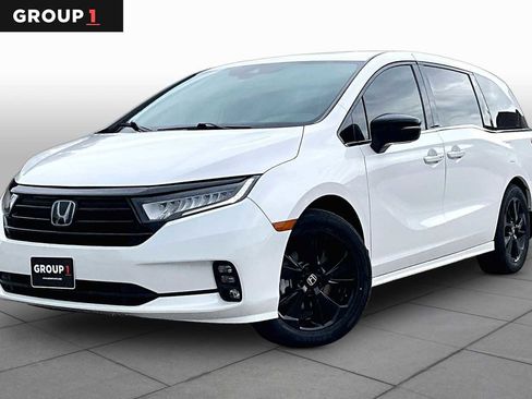 Used 2024 Honda Odyssey Sport image 1