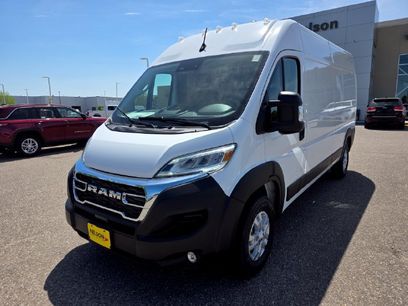 New 2026 RAM ProMaster 2500 w/ Quick Order Package 22G SLT