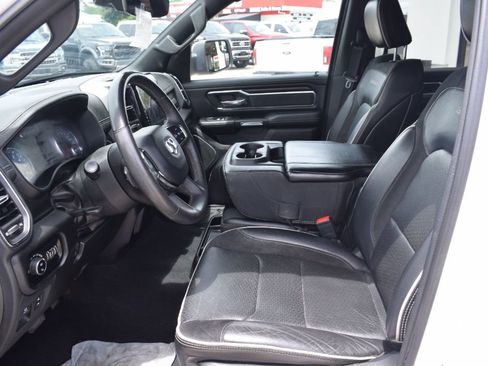 Used 2025 RAM 1500 Laramie AWD/4WD image 8