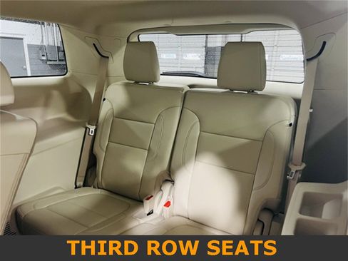 Used 2021 GMC Acadia Denali image 12