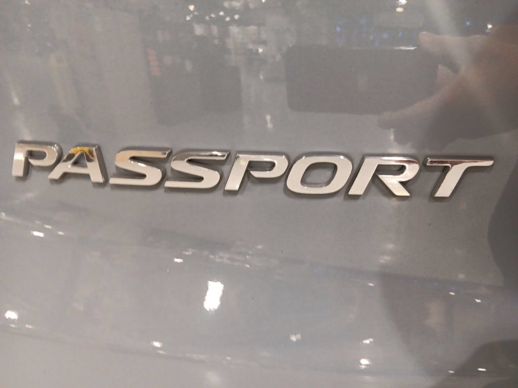 Used 2023 Honda Passport Elite image 18