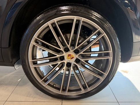 Used 2019 Porsche Cayenne S AWD/4WD image 42