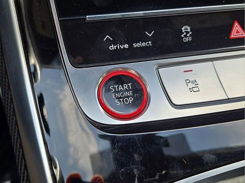 Used 2022 Audi RS Q8 image 30