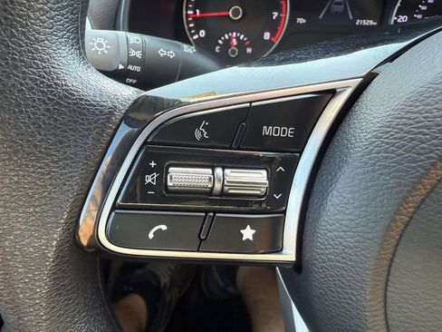 Used 2023 Kia Forte LXS image 20