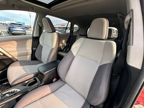 Used 2013 Toyota RAV4 XLE AWD/4WD image 28