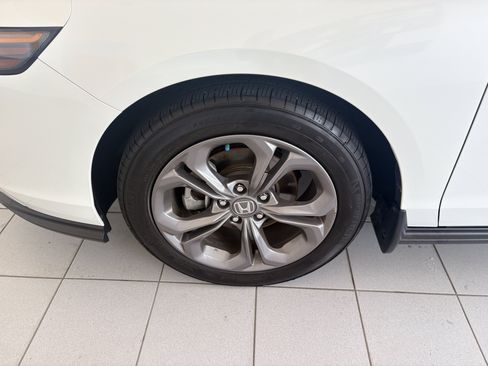 Used 2024 Honda Accord EX image 12
