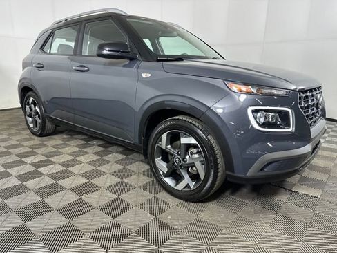 Certified 2023 Hyundai Venue Limited image 10
