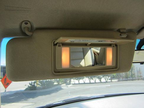 Used 1995 Mercedes-Benz E 320 Sedan image 40