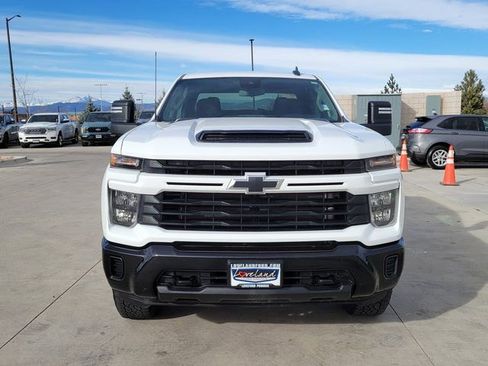 Used 2024 Chevrolet Silverado 2500 Custom w/ Custom Convenience Package image 5