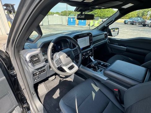 Used 2025 Ford F150 XLT w/ Equipment Group 302A MID AWD/4WD image 9