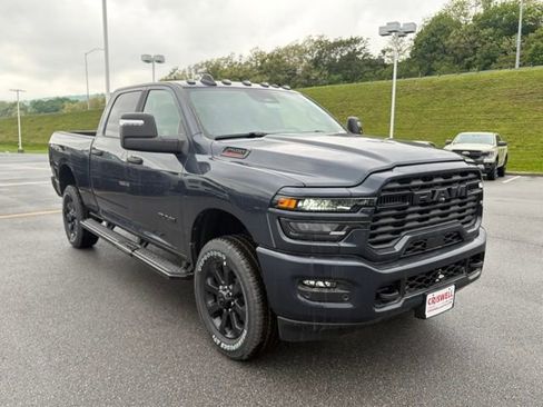 New 2026 RAM 2500 Big Horn AWD/4WD image 2