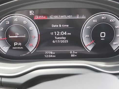 Used 2025 Audi Q5 2.0T Premium Plus AWD/4WD image 32
