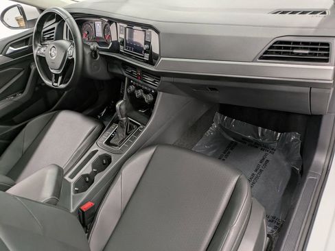 Used 2019 Volkswagen Jetta SE FWD image 30
